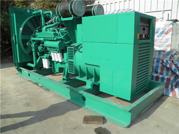 宜秀发电车出租-柴油发电机组在使用的过程中应该做好哪些防护工作