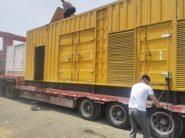 宜秀发电机出租100KW发电机需要什么规格的电缆线?