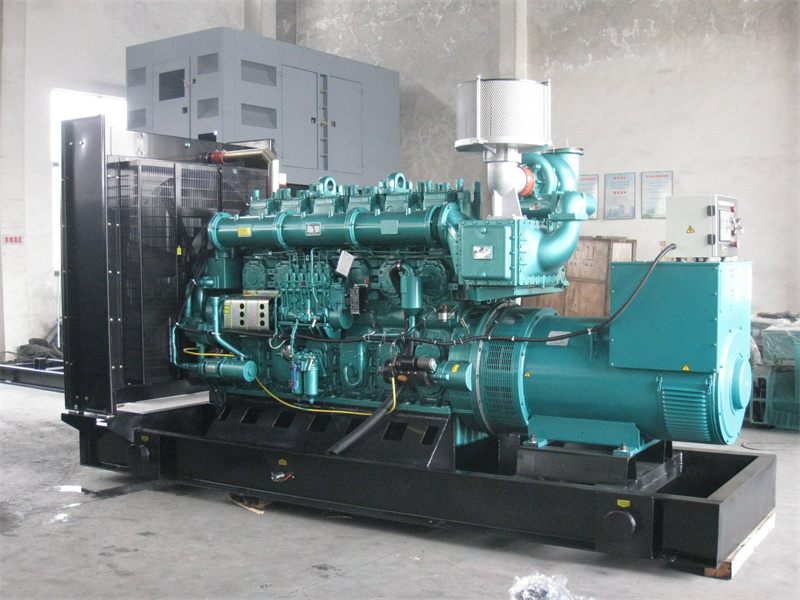 宜秀200KW 柴油发电机的油耗是多少?